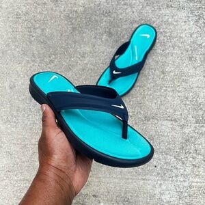 WMNS NIKE ULTRA COMFORT THONGS TEAL NAVY TURQUOISE WHITE FOOTBED THONG FOOTBEDS